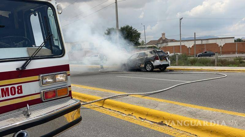 $!Los bomberos llegaron en pocos minutos.