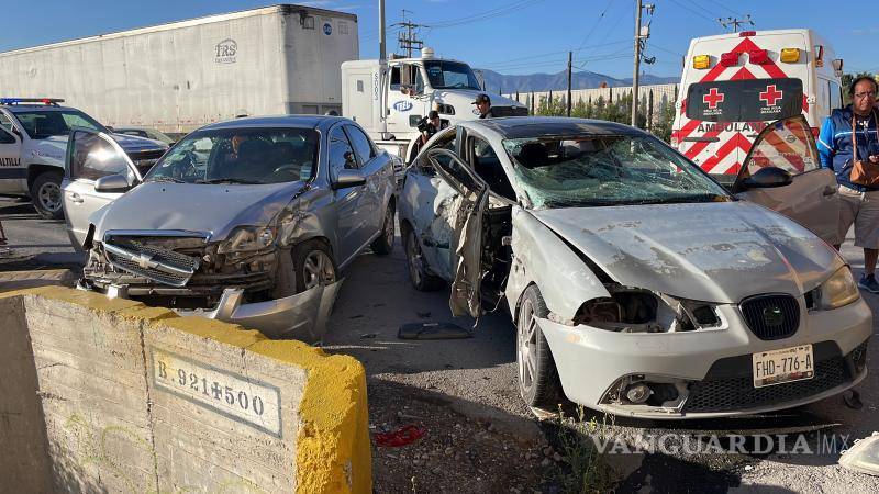 $!Paola fue la responsable, pues mientras circulaba sobre Vito Alessio, según testigos, aunque venía el tren, la mujer no se detuvo.
