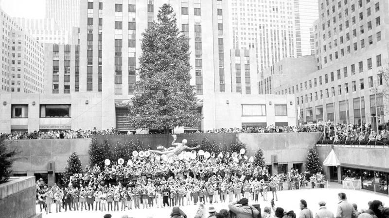 $!¡Ya huele a Navidad! Una mirada al tradicional árbol del Rockefeller Center en Nueva York