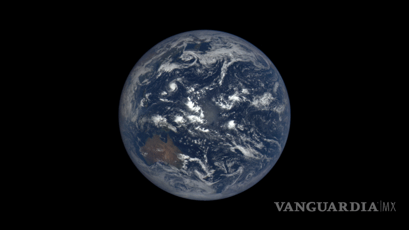 $!17/08/201. Animación de 22 imágenes fijas tomadas por la cámara de la Tierra (EPIC) de la NASA en la nave espacial Deep Space Climate Observatory.