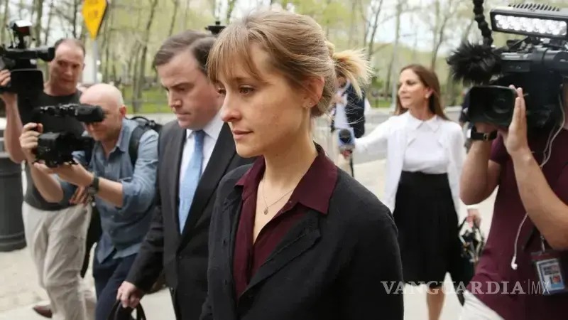 $!Allison Mack describió los momentos más críticos que atravesó tras el escándalo de NXIVM, incluyendo el aislamiento y la crisis emocional que enfrentó mientras permanecía oculta en México.