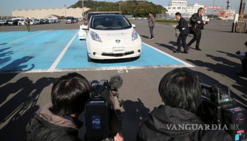 $!Nissan prueba autos sin conductor en una planta de Japón