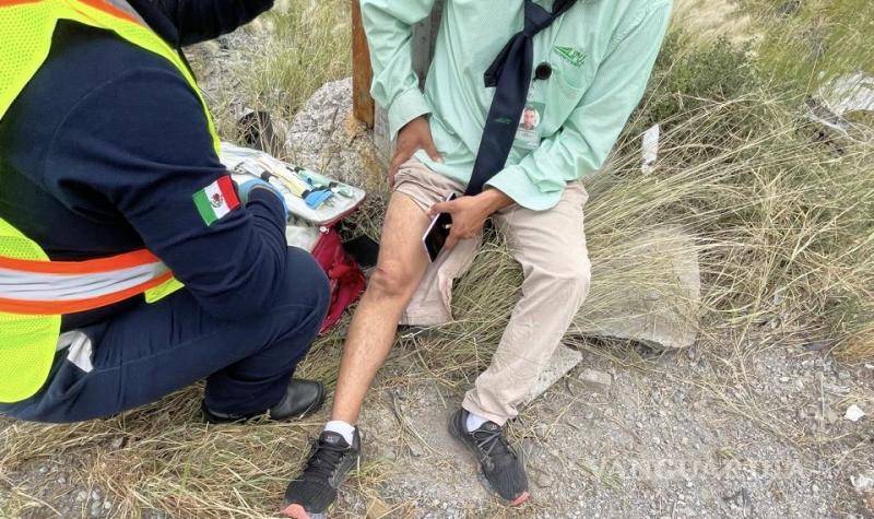 $!Autoridades estatales y federales realizaron las diligencias correspondientes tras el percance carretero.