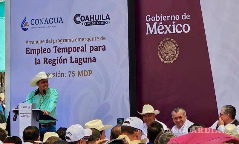 $!El evento, realizado en San Pedro, contó con la presencia de Efraín Morales López, director general de la Comisión Nacional del Agua (Conagua), así como alcaldes y funcionarios de la región.