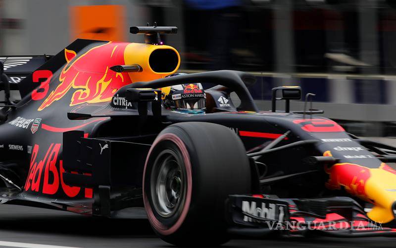 $!Daniel Ricciardo se lleva la 'Pole' en el GP de México