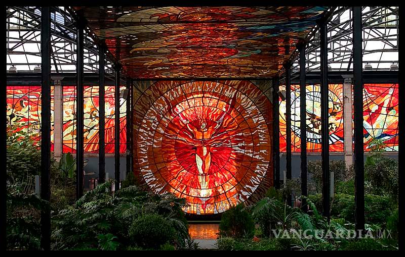 $!Fallece el artista plástico Leopoldo Flores Valdés, creador del Cosmovitral de Toluca