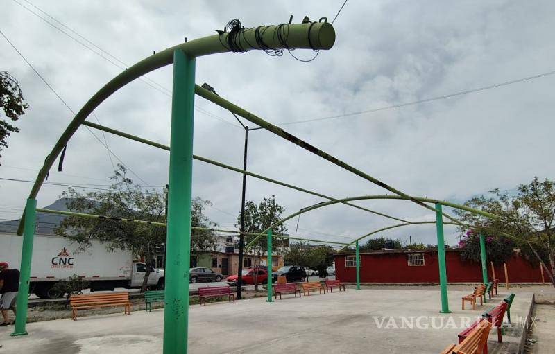 $!La obra incluye también la rehabilitación de los juegos infantiles vandalizados en la plaza contigua.