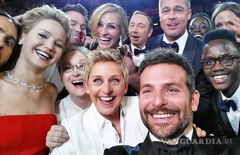 $!Jennifer Aniston y la foto del elenco de 'Friends' con la que inauguró su cuenta de Instagram