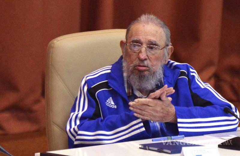 $!El día que el comandante Fidel Castro eligió un 'look' capitalista