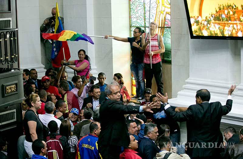 $!Maduro escenificó un golpe de Estado: Congreso de Venezuela