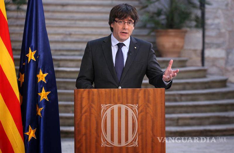 $!Puigdemont no se da por destituido y mantiene el pulso contra el Gobierno