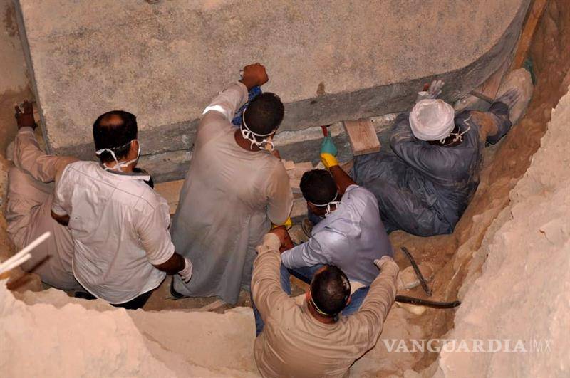 $!Misterioso sarcófago egipcio es abierto a pesar de teorías apocalípticas