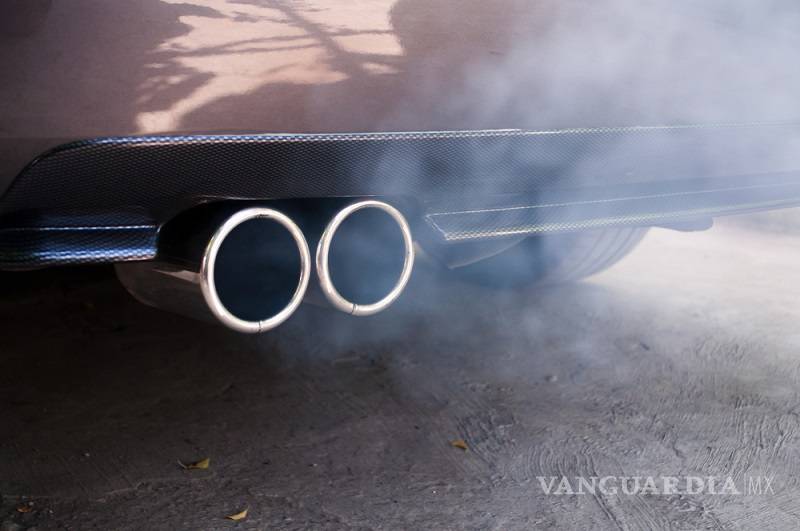$!Automotrices manipulan coches de prueba para contaminar más y lograr normas ambientales menos exigentes