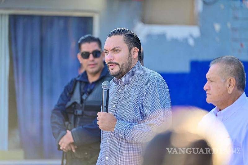 $!El alcalde Carlos Villarreal Pérez encabezó la ceremonia de pase de lista de la Policía Preventiva Municipal.