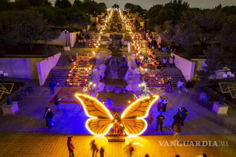 $!El monumental Altar de Muertos en el Parque Las Maravillas contó con parecencia de Orozco en la organización.