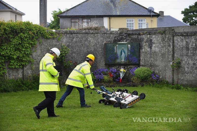 $!Hallan cientos de cuerpos de niños en casas hogar católicas de Irlanda