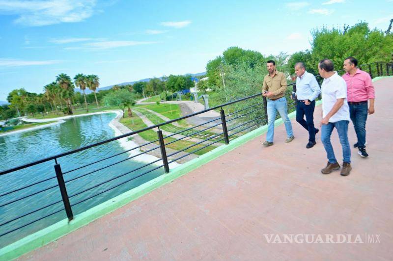 $!El alcalde Miguel Ángel Riquelme supervisó el Bosque Urbano y el Multideportivo Oriente, donde anunció acciones para reforzar la seguridad y mejorar la infraestructura.