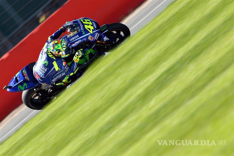 $!¿Adiós a la temporada?, Valentino Rossi se rompe la tibia y el peroné