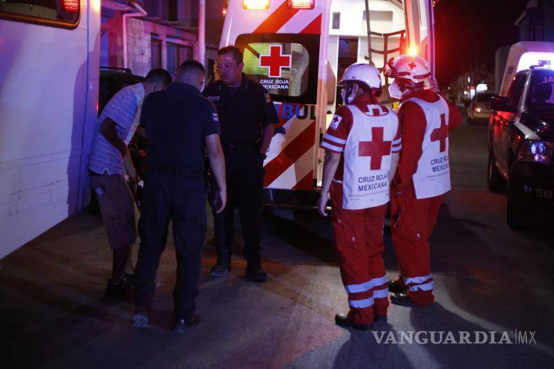 $!Paramédicos de la Cruz Roja llegaron pero no fueron utilizados sus servicios.