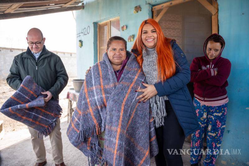 $!Familias reciben apoyo directamente en sus hogares gracias al Operativo Invernal.