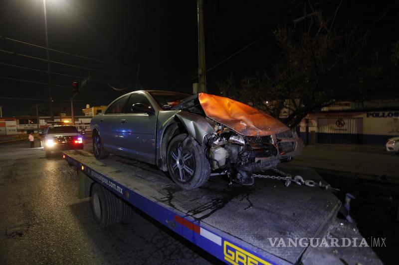 $!Este accidente ocurrió justo en el cruce de la entrada a la colonia Hidalgo.