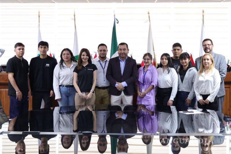 $!Los alumnos se mostraron gustosos por participar en la colecta.