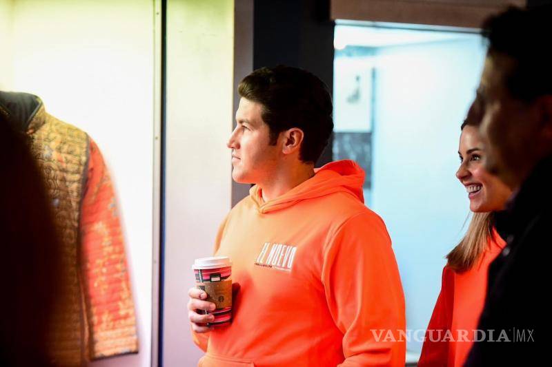 $!La primera parada fue en Monclova, donde el político anunció que partirían al Pueblo Mágico de Cuatro Ciénegas para reunirse con simpatizantes