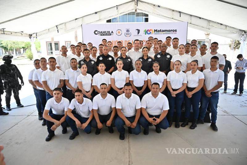 $!Los aspirantes inician su preparación en un acto encabezado por las principales autoridades estatales.