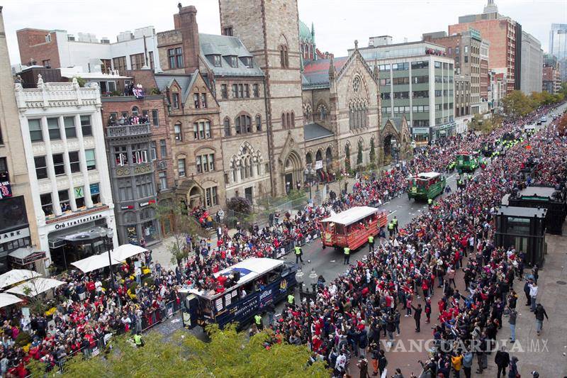 $!Así festejaron los Red Sox de Boston su noveno campeonato