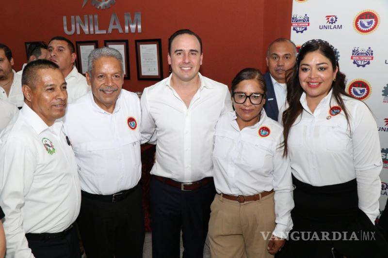 $!Tereso Medina llamó a los trabajadores a no dejarse engañar por liderazgos externos y defender las organizaciones sindicales como patrimonio colectivo.