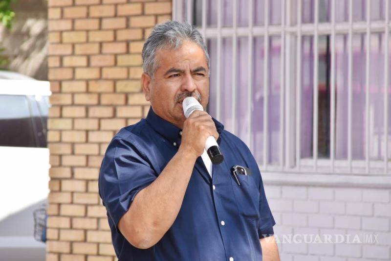 $!Víctor Manuel Leija Vega llamó a profundizar en la cultura ambientalista.