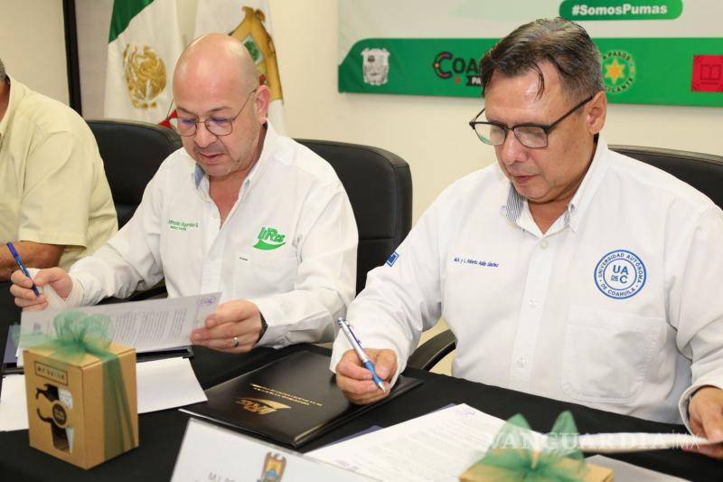 $!Firma del convenio que busca impulsar la cooperación en investigación, docencia y capacitación para el desarrollo de los estudiantes.