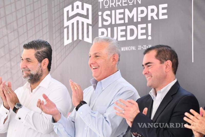 $!El alcalde Román Cepeda destaca el compromiso de la industria de la construcción en el desarrollo y generación de empleo en La Laguna.