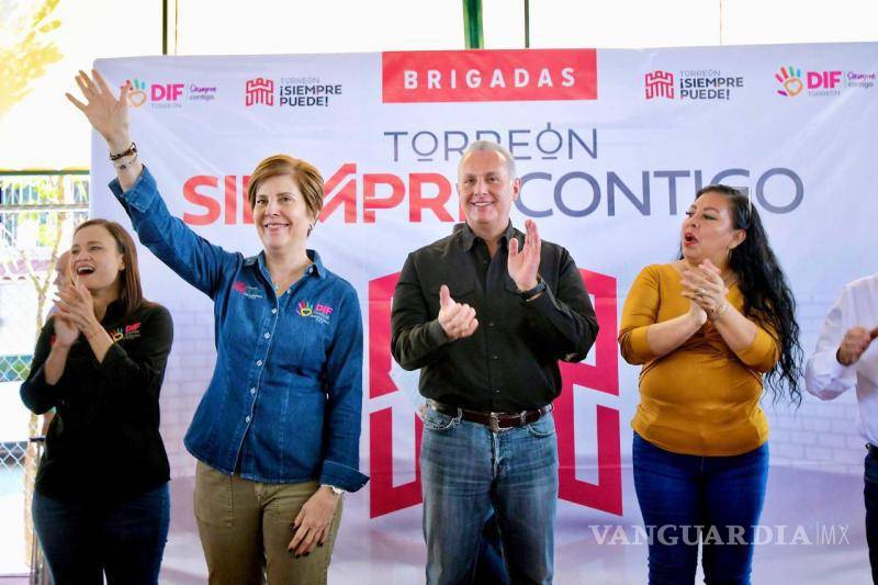 $!Selina Bremer, presidenta honoraria del DIF Torreón, dijo que las brigadas continuarán visitando las diferentes colonias y sectores de la ciudad.