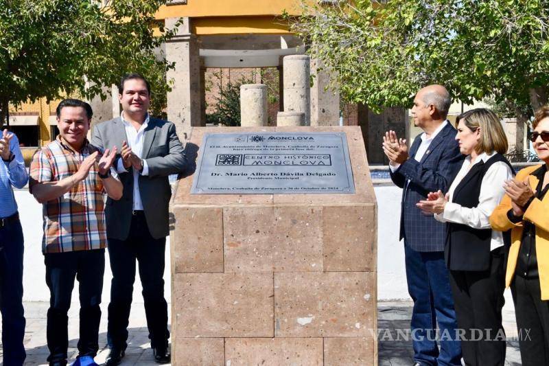 $!Se develó una placa de la primera parte de la obra en el centro de Monclova.