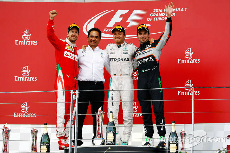 $!&quot;Un gran campeón&quot;: Checo Pérez se despide de Rosberg