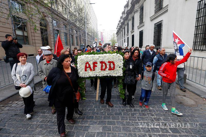 $!Chile rinde homenaje a Salvador Allende tras 43 años del golpe de Pinochet