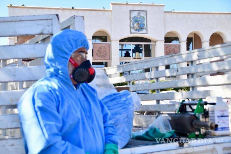 $!Autoridades invitan a realizar labores de descacharrización para complementar la campaña de fumigación.