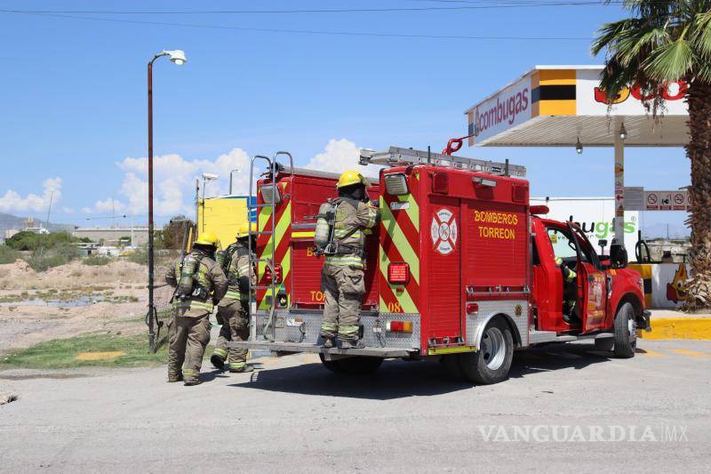 $!Personal de Protección Civil, Bomberos y Cruz Roja acudió en menos de 10 minutos a la llamada de alerta.