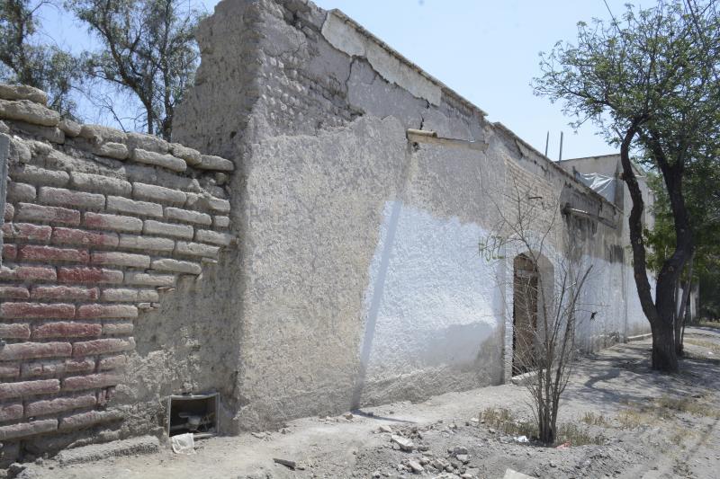 $!El adobe es material cálido en inverno y en época de calor es fresco.