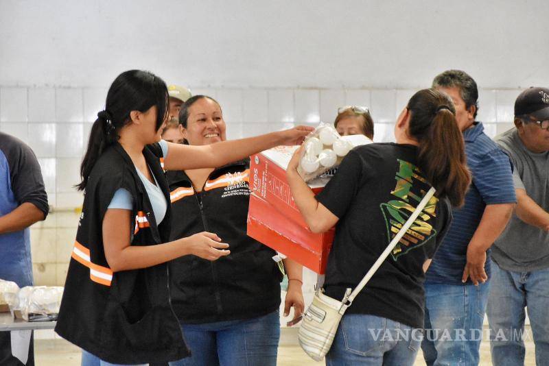 $!Decenas de familias acudieron al evento para aprovechar los beneficios energéticos y domésticos.