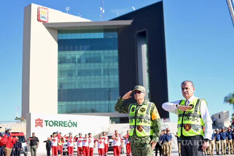 $!Autoridades civiles y militares conmemoraron en Torreón el 60 aniversario del Plan DN-III-E, programa de auxilio a la población ante desastres y emergencias.