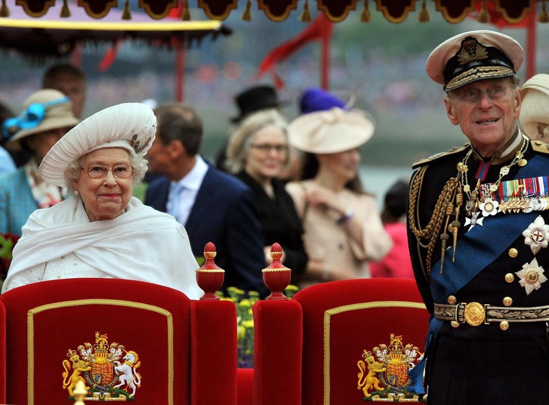 $!¡Larga vida a la Reina Isabel II! Así ha sido la vida de la monarca a través de los años