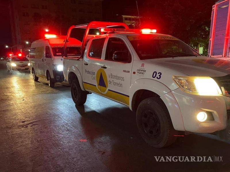 $!La noche del sábado los albergados recibieron una cena especial coordinada por personal de la Secretaría del Ayuntamiento, además de bolos con motivo de la nochebuena.