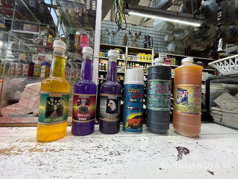 $!A unas horas del cierre de año, rituales de limpieza, abundancia y renovación cobran fuerza en Saltillo como una forma simbólica de soltar lo vivido y abrir paso a nuevos comienzos.