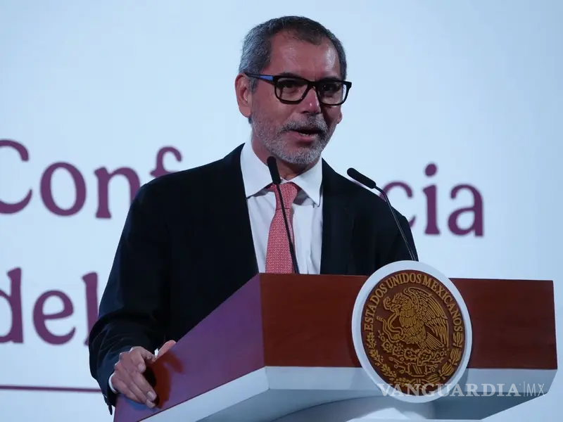 $!El coahuilense Edgar Amador Zamora, titular de Hacienda, prevé que la economía crezca hasta 2.7 por ciento en este año.