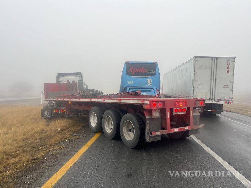 $!Las aseguradoras se encargaron de cubrir los daños causados en los tres accidentes registrados esta mañana.