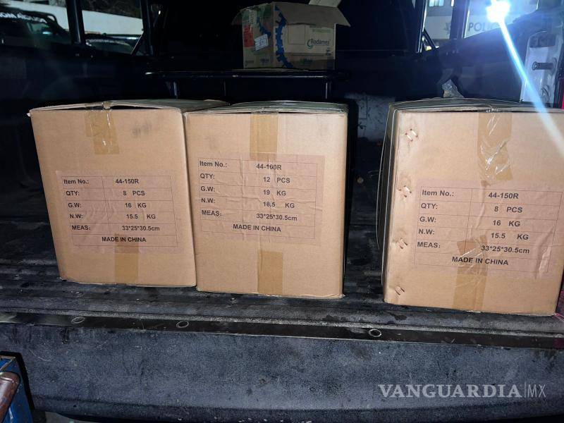 $!Cámaras del C4 los captan robando en un negocio y son detenidos, en NL