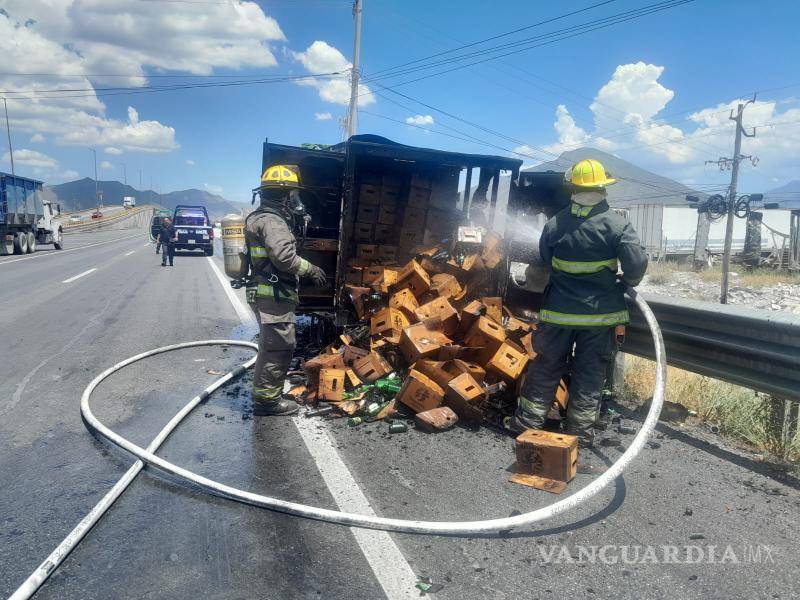 $!Tras controlar el incendio, el vehículo fue trasladado a un corralón de la ciudad.