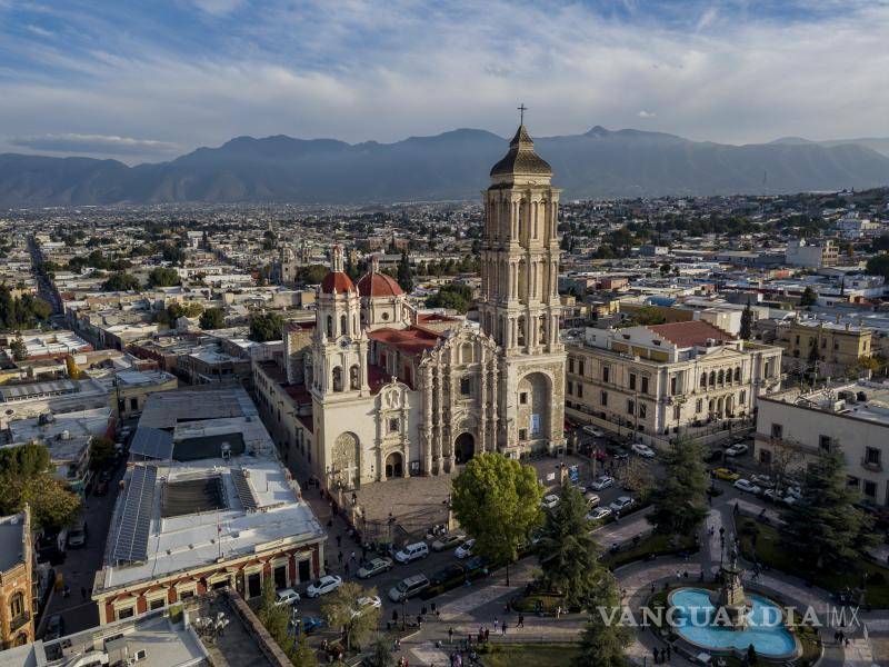 $!La Catedral de Saltillo, ubicada en el Centro Histórico de la capital de Coahuila, es uno de los lugares más visitados en la entidad.